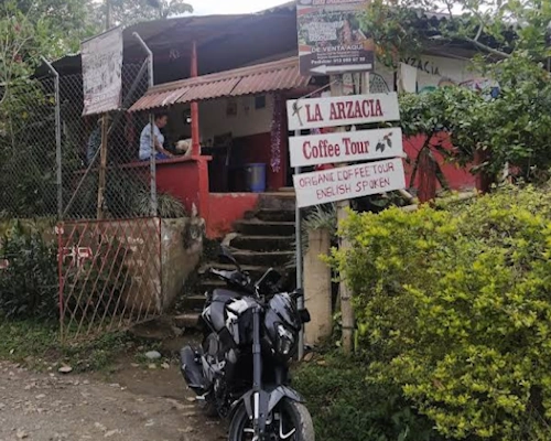 Finca La Arzacia Colombian Coffee tours the Coffee Routes