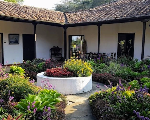 Hacienda El Roble - The Coffee Routes - Colombian Coffee Farms