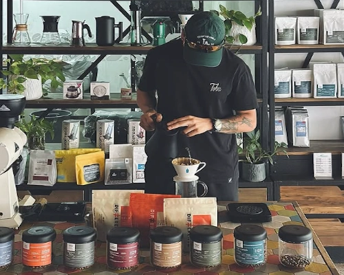 Macanas Coffee Roasters - The Coffee Routes