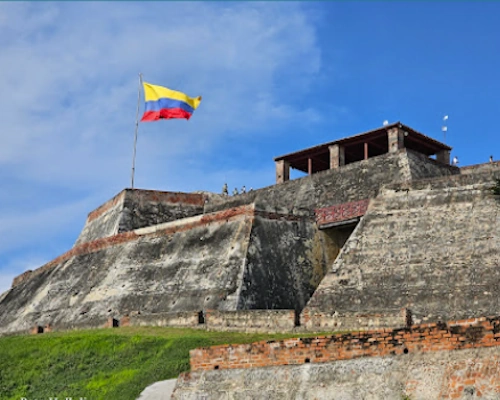 San Felipe de Barajas Fort stone walls, underground tunnels, and panoramic views over Cartagena.